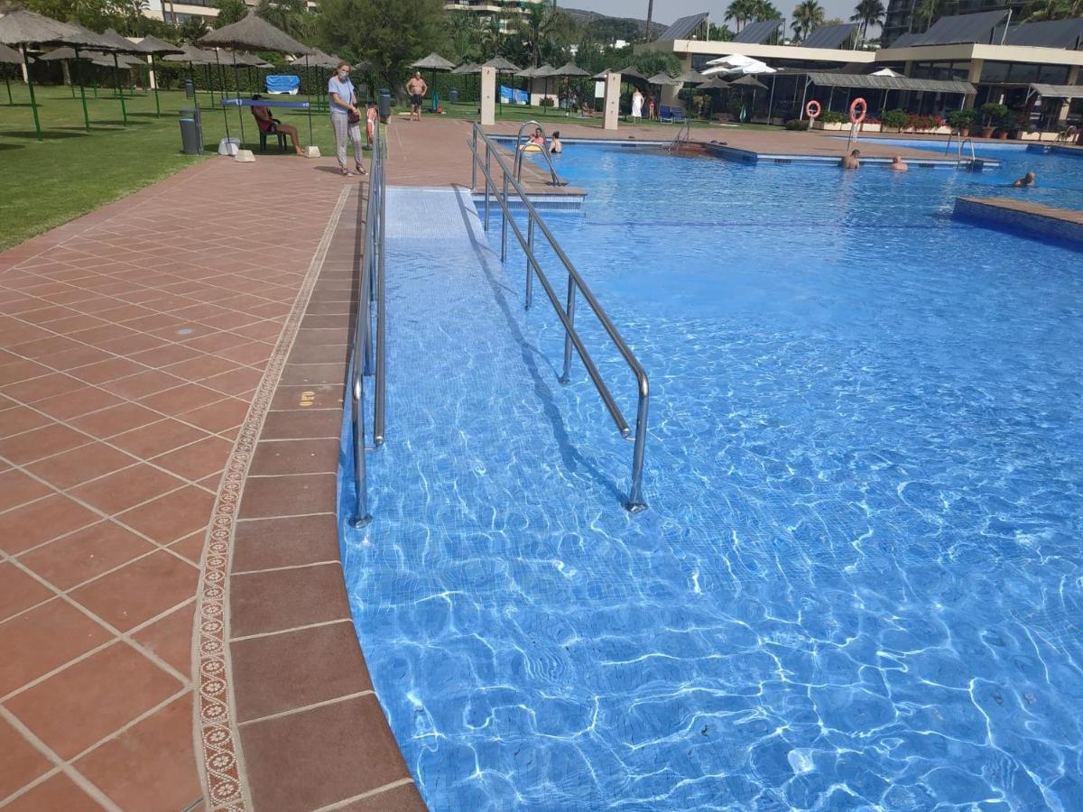 Luxury House 110 M2 On The Beach, Pool, Parking Torremolinos Ngoại thất bức ảnh